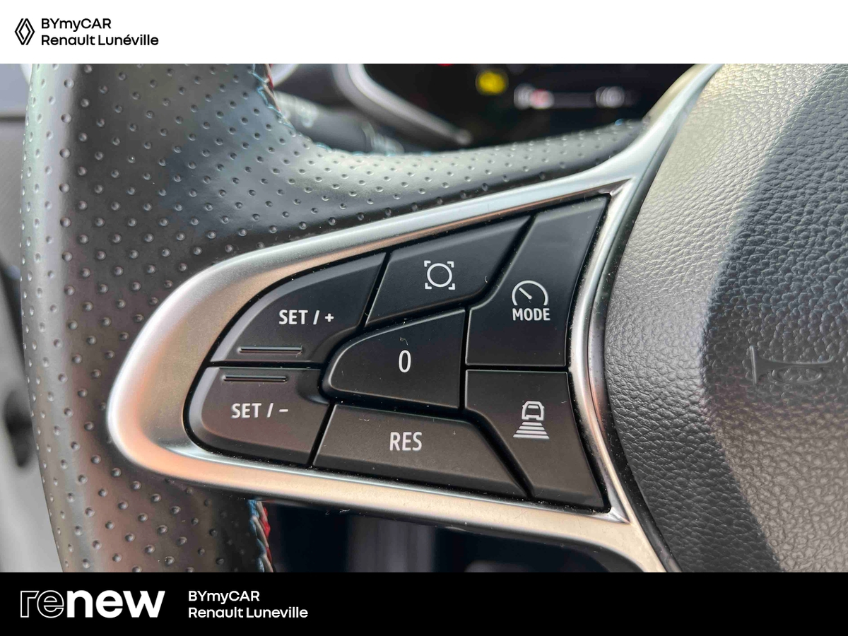 Renault Captur E-Tech full hybrid 145 ch — photo 17