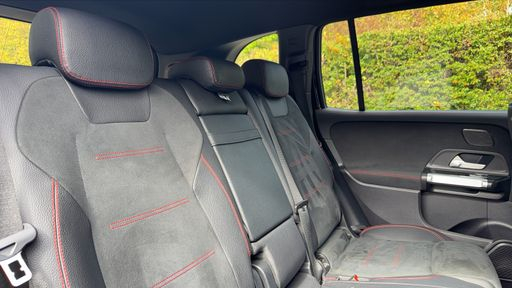 Mercedes Classe GLB 200 d 2.0 d 16V 8G-TRONIC 150 cv - AMG Line – 2021 – 93879 km – Diesel – Boîte Automatique — photo 30