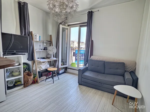 Appartement 1 pièce à vendre - Dernier étage, quartier Daumesnil - Coulée Verte, Paris 12