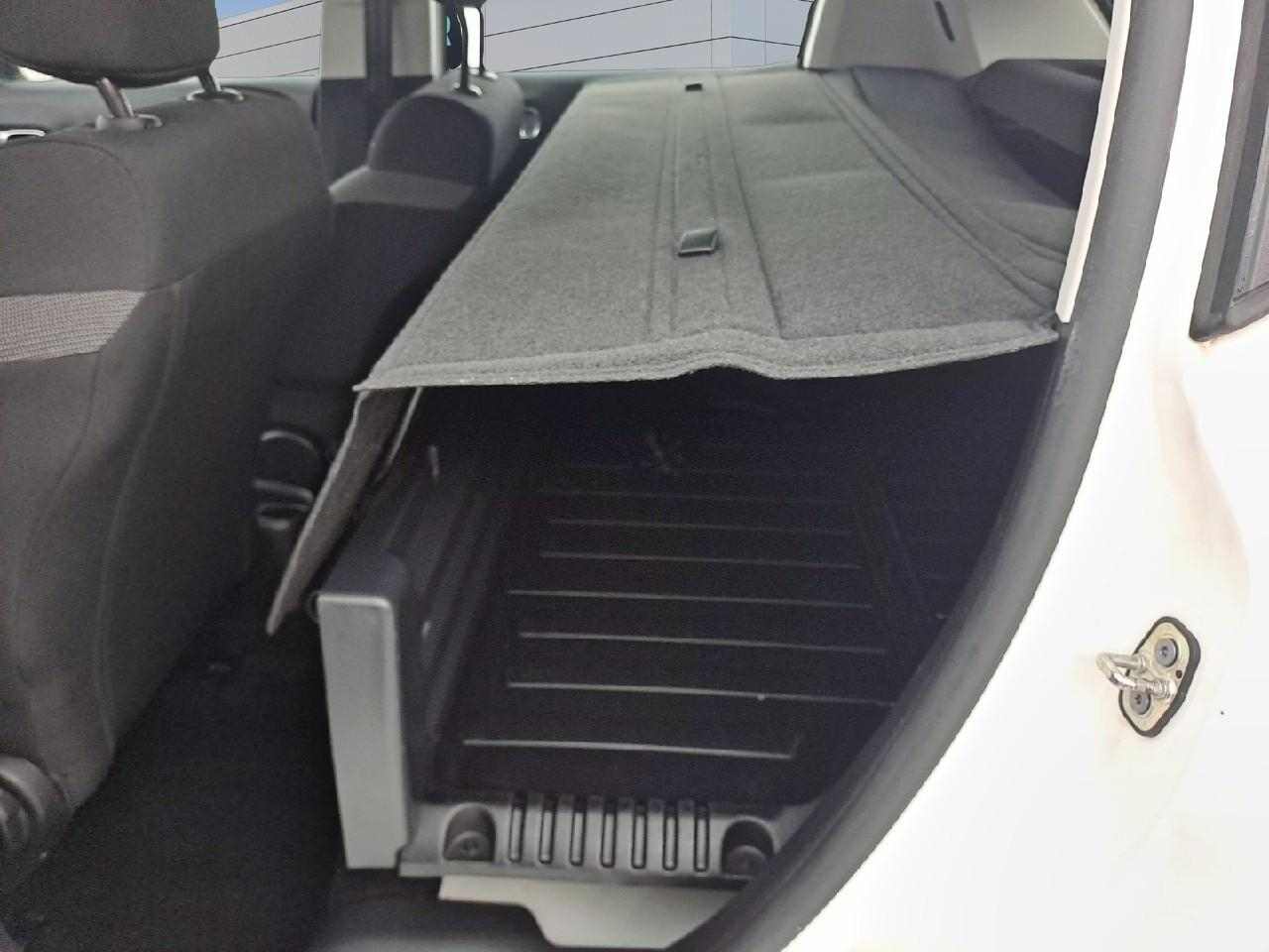 Citroën C3 societe bluehdi 100 s&s bvm6 feel nav — photo 10