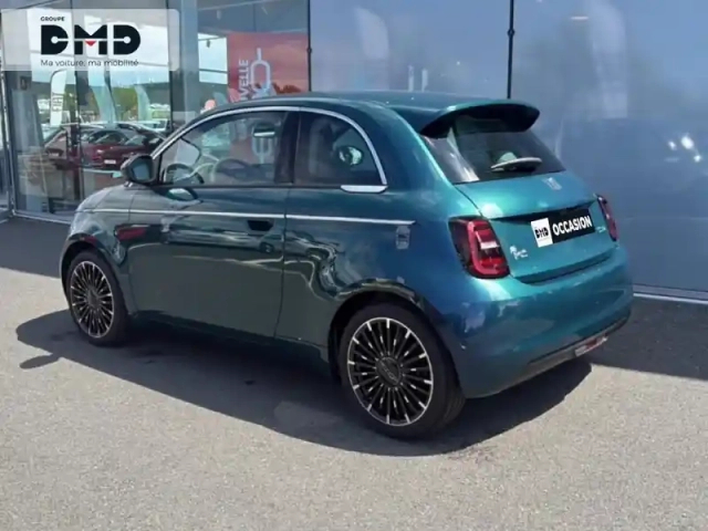 Fiat 500 e 118ch la prima my25 3+1 (tarif avec prime cee 3600? + remises déduites) — photo 3