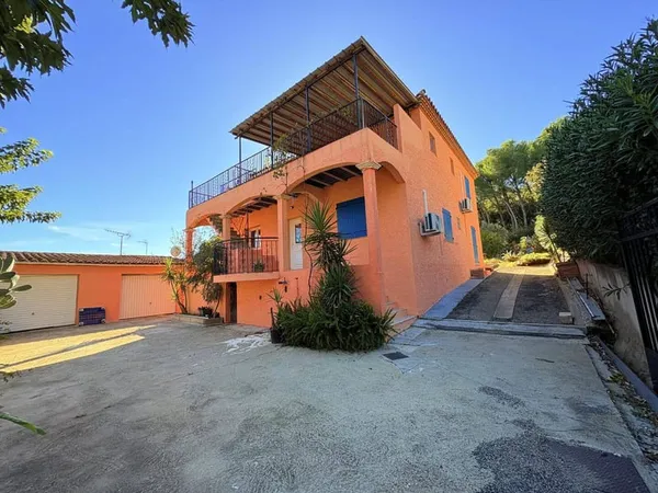 Maison 7 pièces 170 m²