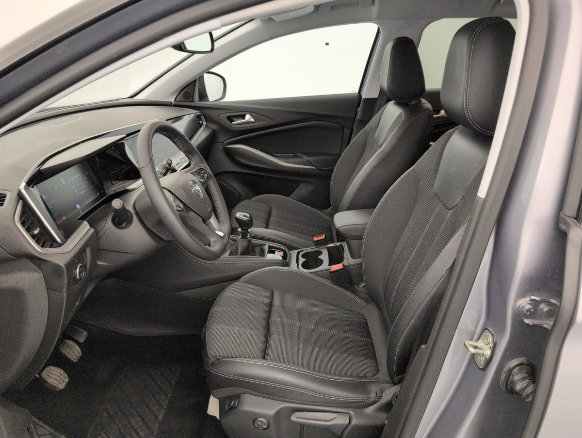 Opel Grandland — photo 15
