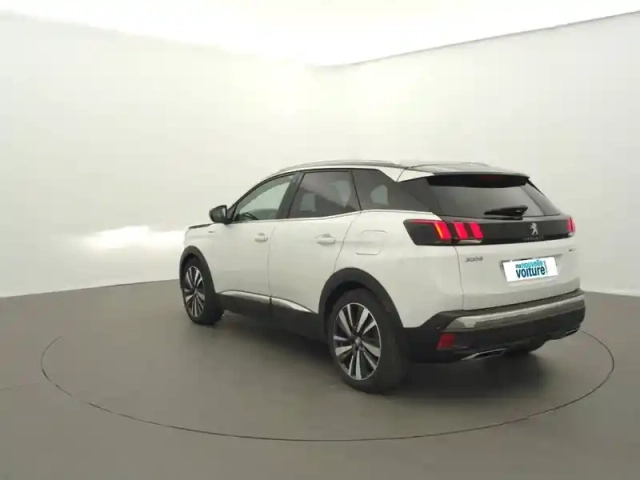 Peugeot 3008 hybrid4 300 e-eat8 — photo 7