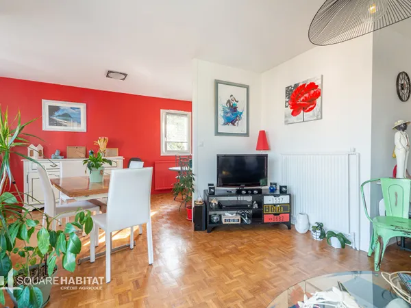 CAILLETIÈRE - SAINT-SÉBASTIEN-SUR-LOIRE : appartement 79 m² dernier étage, balcon, cave, parking