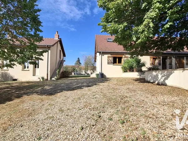 Maison 5 pièces 140 m²