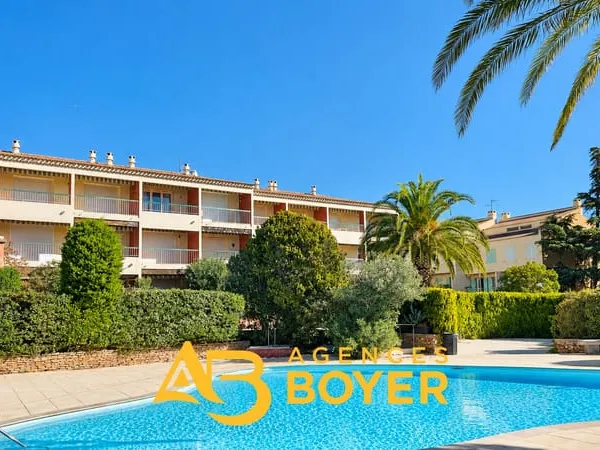 EXCLUSIVITÉ BANDOL Résidence avec piscine T2 + Parking Pri