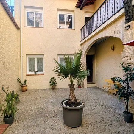 Maison T2 rénovée 50m2 terrasse Plein Sud Cave