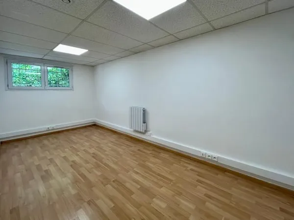 APPARTEMENT EN VENTE AUX ENCHERES - SECTEUR EUROPOLE 12 rue Aimé Berey - 38000 GRENOBLE T4