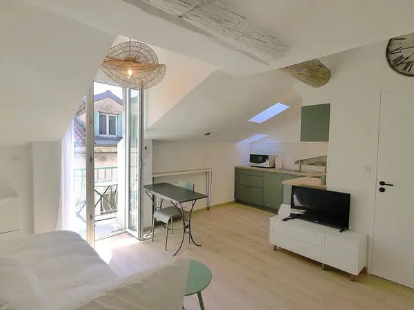Studio 1 pièce 23 m²