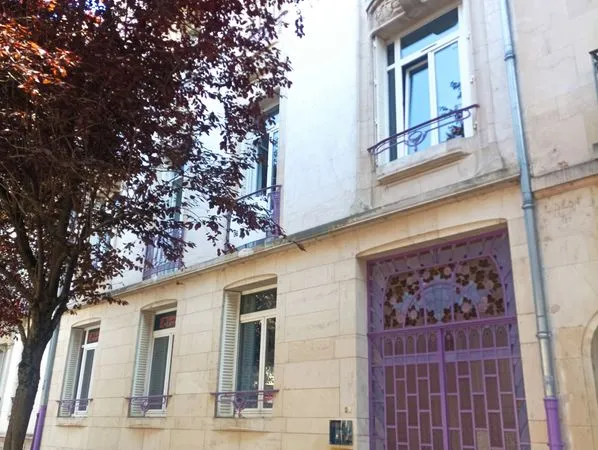 Local professionnel