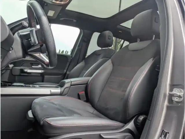Mercedes Glb 200 d — photo 17