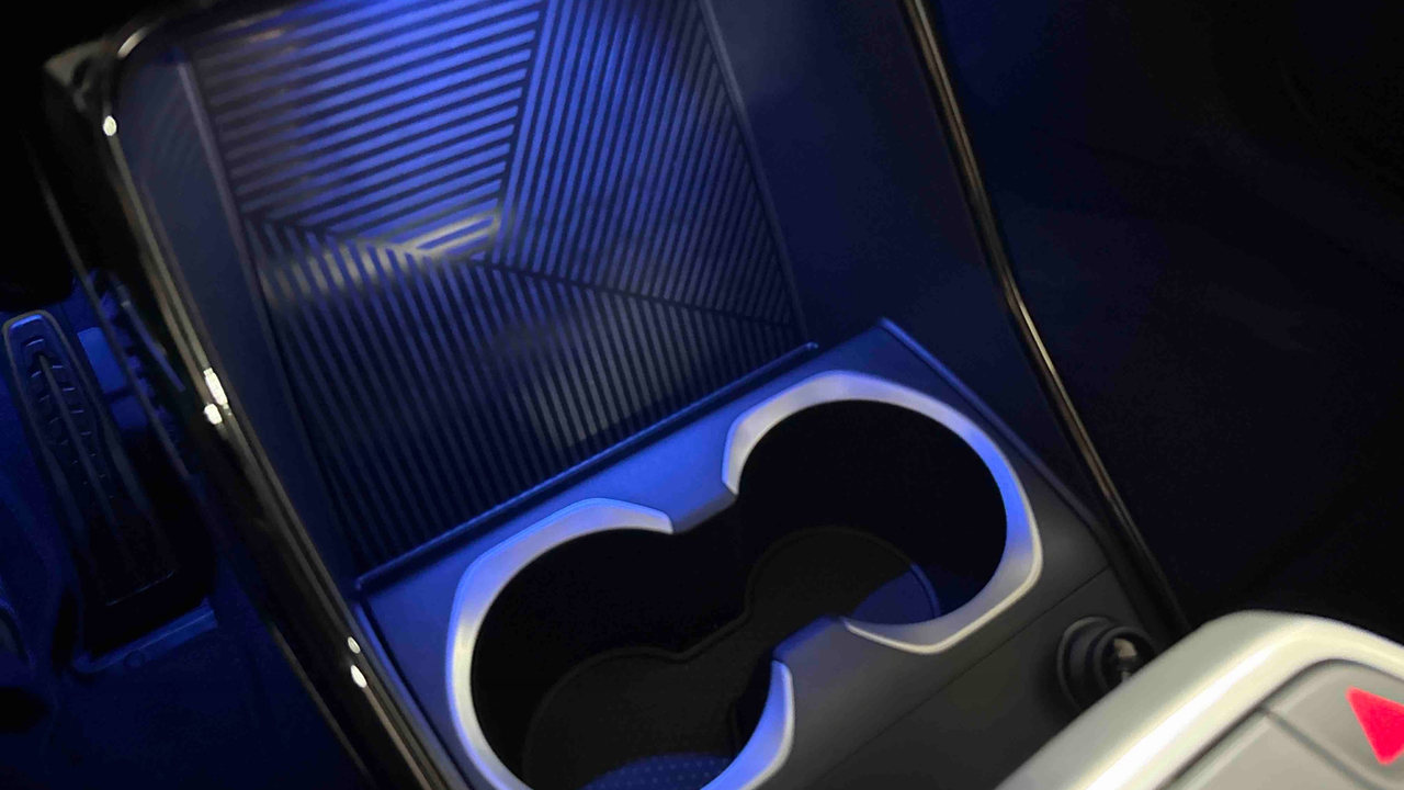 BMW iX2 eDrive20 204ch BVA — photo 15