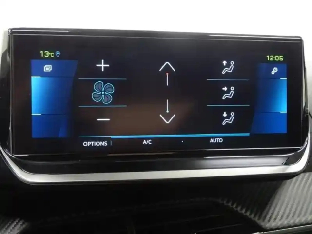 Peugeot 2008 e- 136ch gt — photo 13