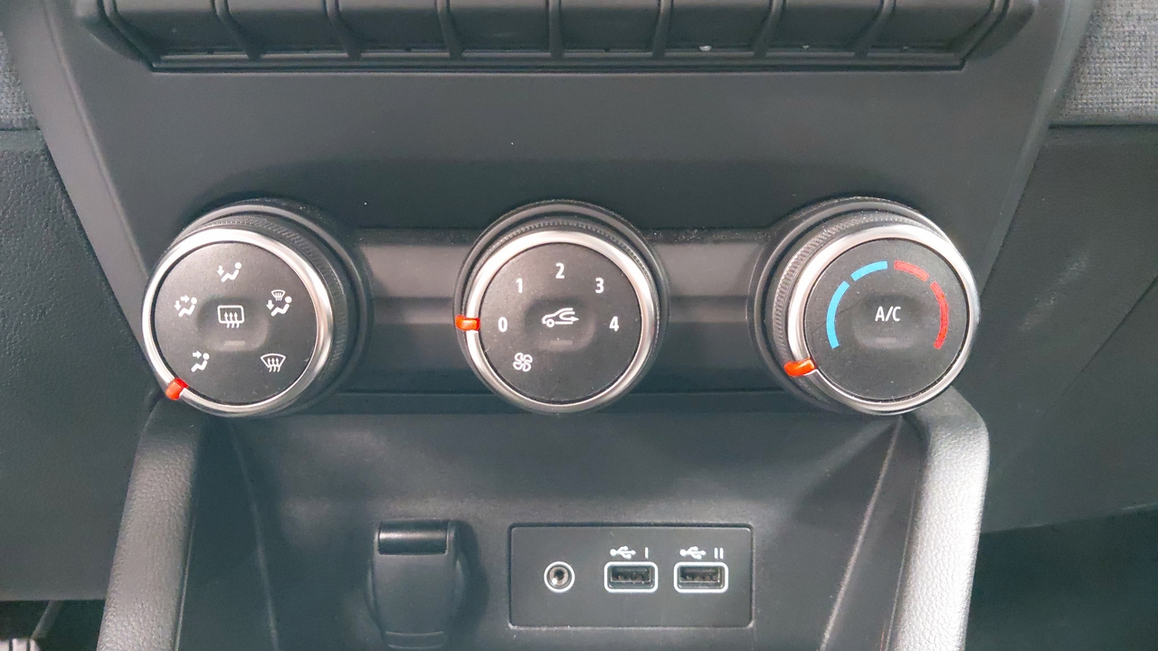 Renault Clio Blue dCi 100 ch GSR2 — photo 21