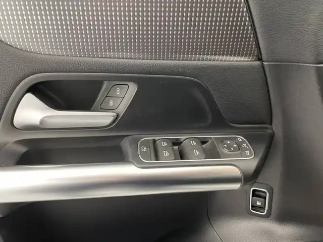 Mercedes Gla 250 e 8g-dct — photo 129