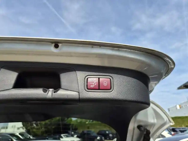 Mercedes Gla 200 d 8g-dct — photo 9