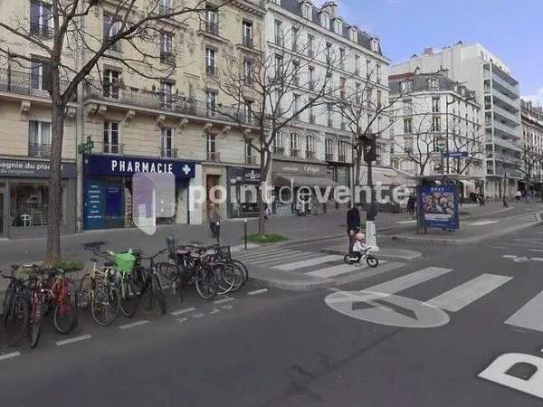 Local commercial 76 m²