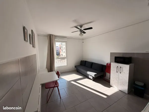 Location studio Montévrain 77144 - 4 min à pied du RER Val d'Europe