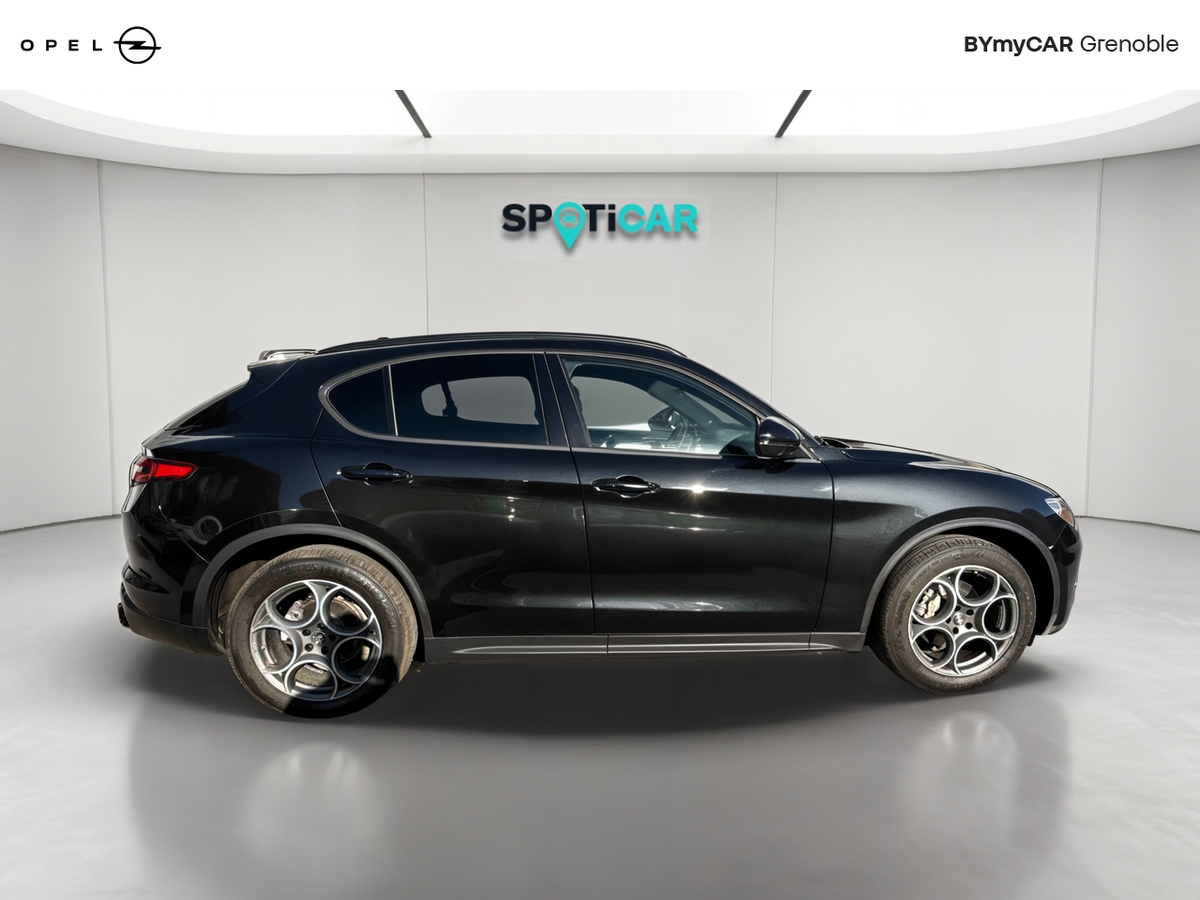 Alfa Romeo Stelvio 2.2 190 ch Q4 AT8 — photo 6
