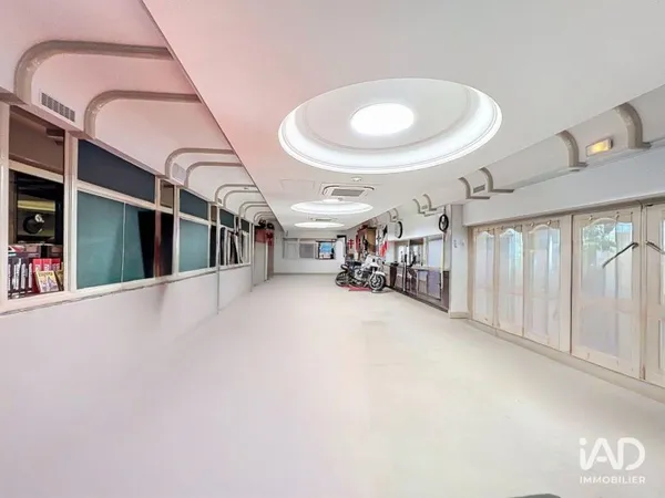 Local commercial 1264 m²