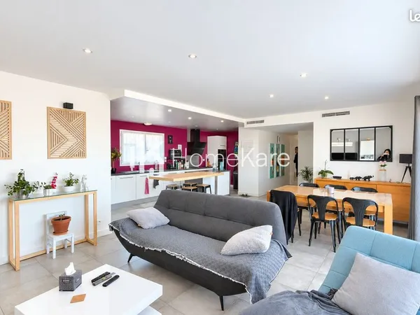 Maison 8 pièces 185 m²