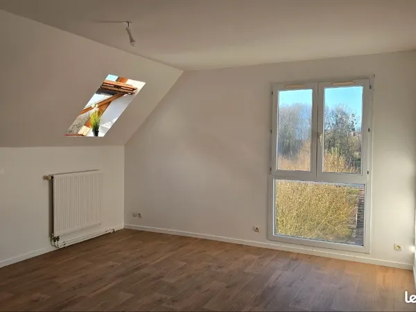 F2 lumineux 46m2 - Parking+Cave, Moret-Loing-et-Orvanne