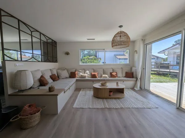 Maison de plain-pied 9 pièces 290 m²