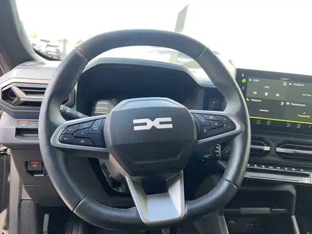 Dacia Duster mild hybrid 130 — photo 67