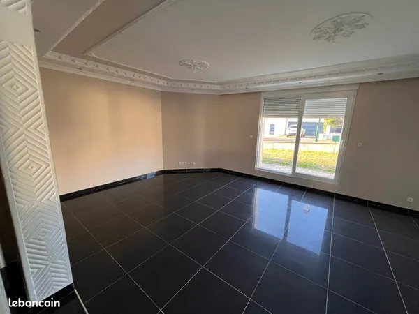Loue maison mitoyenne F4 à Woippy Village