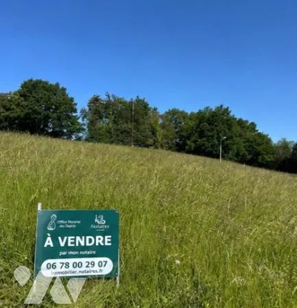 Terrain 724 m²