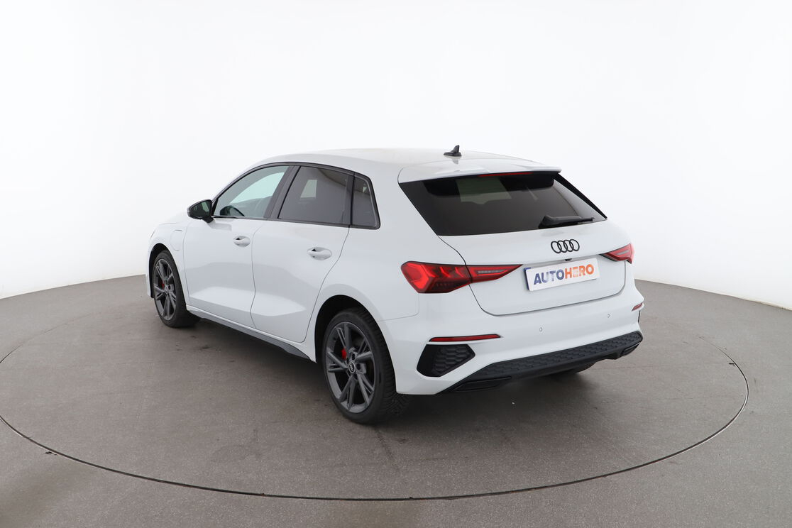 Audi A3 Sportback 45 TFSIe Competition S Tronic — photo 3