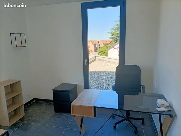 Vente local professionnel état neuf