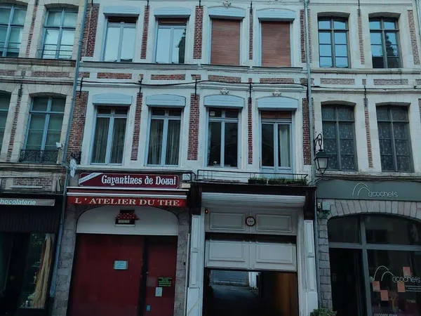 Immeuble 12 pièces 300 m²