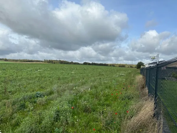 Terrain 410 m²