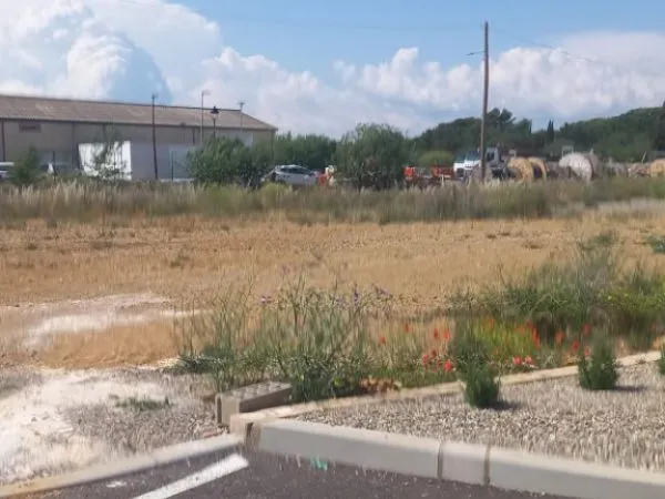 Terrain 570 m²
