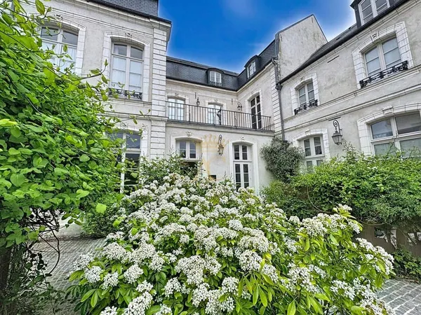 Maison 18 pièces 418 m²