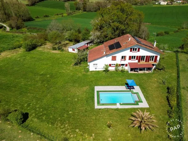 Immeuble 310 m²