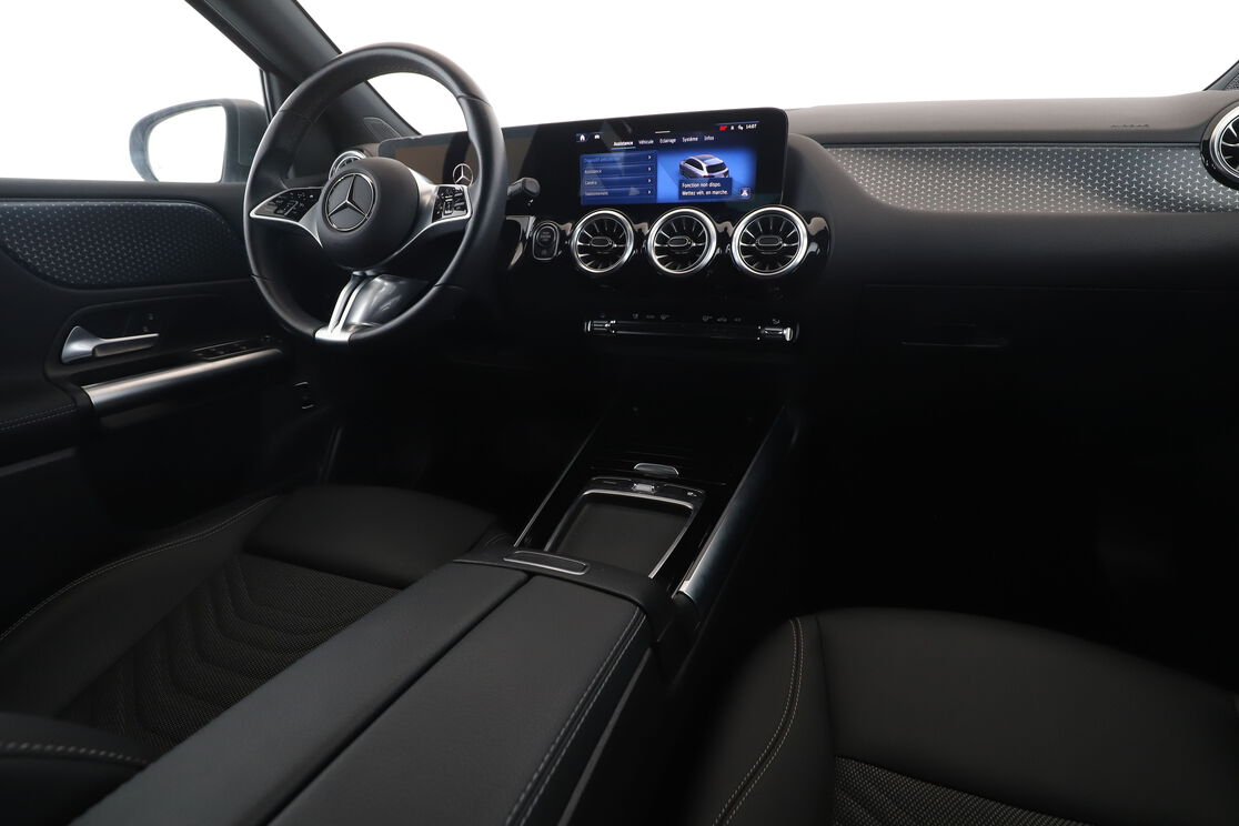 Mercedes-Benz Classe B 180 Progressive Line Edition 7G-DCT — photo 13
