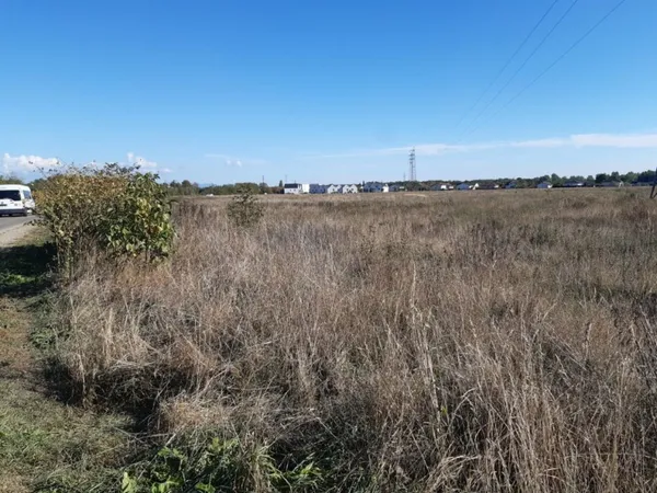 Terrain 352 m²