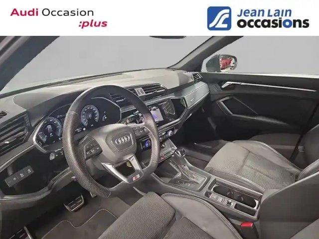 Audi Q3 45 tfsie 245 ch s tronic 6 — photo 11