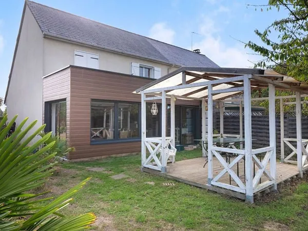 Maison 8 pièces 130 m²
