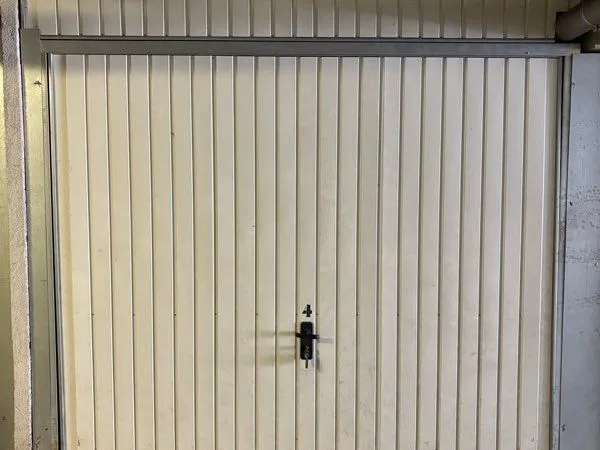 Box fermé en sous-sol résidence sécurisée