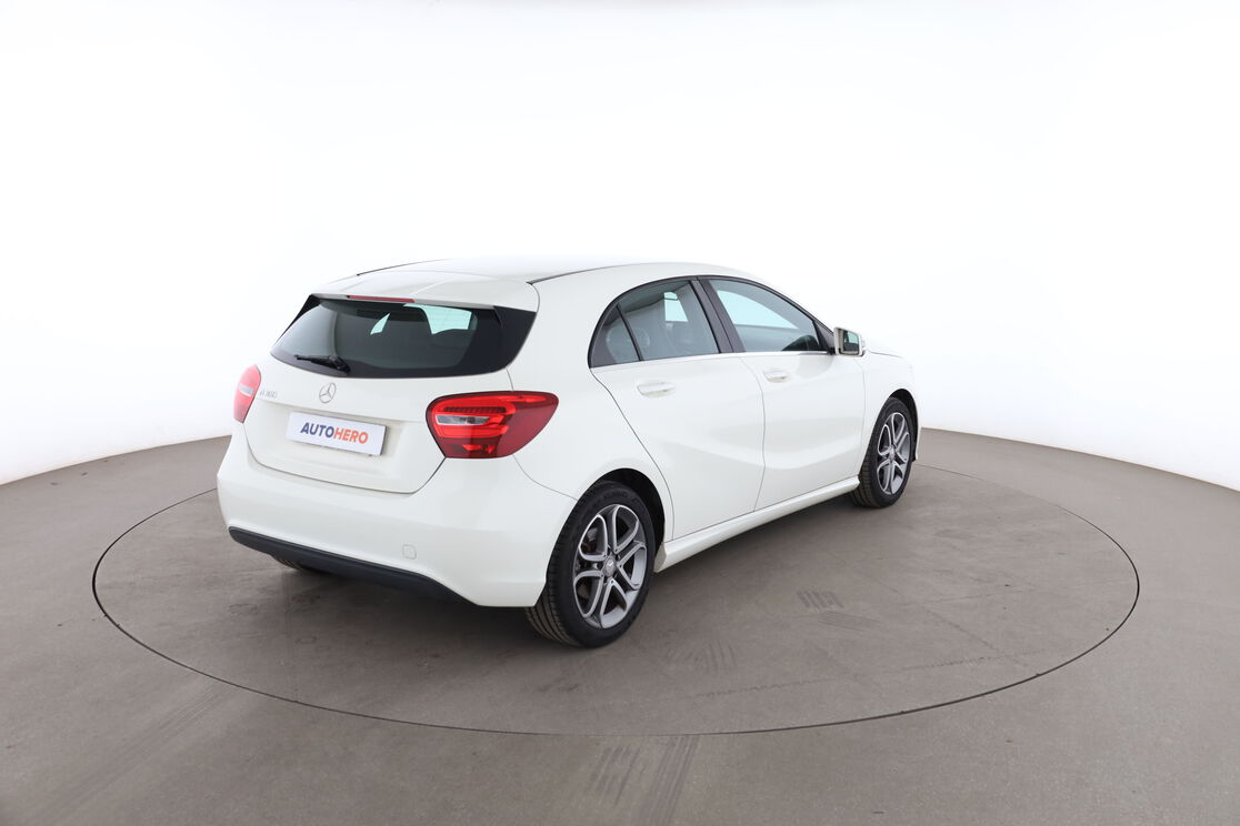 Mercedes-Benz Classe A 180 Inspiration — photo 5
