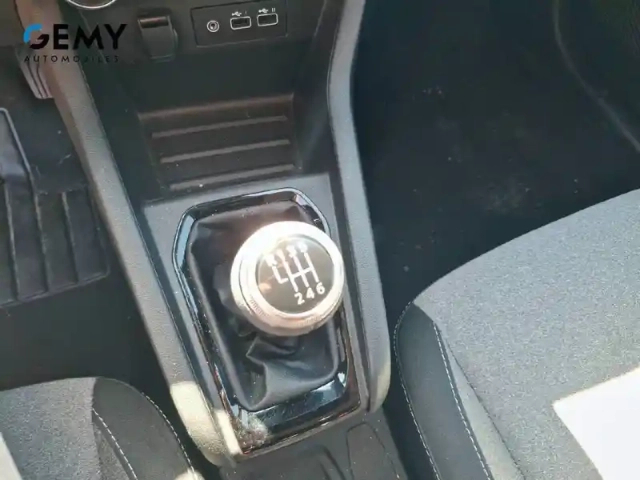 Renault Clio tce 90 — photo 18