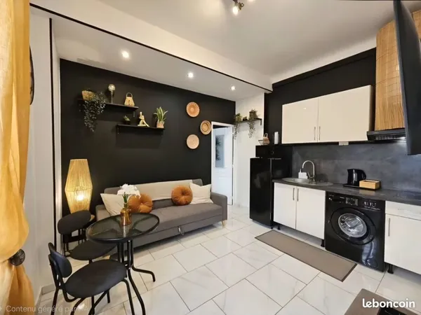 T2 Hyper Centre 27m2