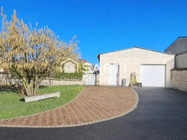 Maison 7 pièces 198 m²