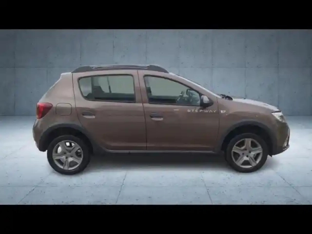 Dacia Sandero 0.9 tce 90ch stepway — photo 6