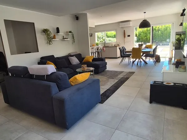 Maison de 150 m²