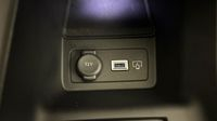 Peugeot 308 1.5 BlueHDi 130ch S&S Style EAT8 — photo 30